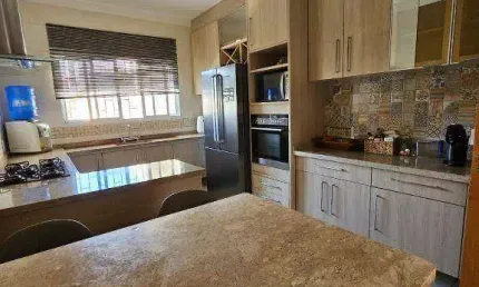 Casa com 3 quartos  à venda, 389 m² por R$ 1.475.000 - Jardim Quintas das Videiras - Jundiaí/SP