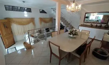 Casa com 3 quartos sendo 1 suíte à venda, 223 m² por R$ 1.010.000 - Jardim Tannus - Jundiaí/SP.