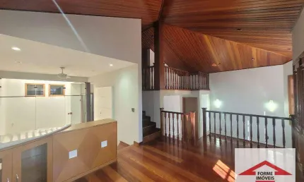 Casa com 4 quartos sendo 1 suíte à venda, 312 m² por R$ 1.250.000 - Colônia - Jundiaí/SP.