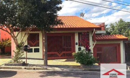 Casa com 3 quartos  à venda, 264 m² por R$ 830.000 - Jardim das Samambaias - Jundiaí/SP