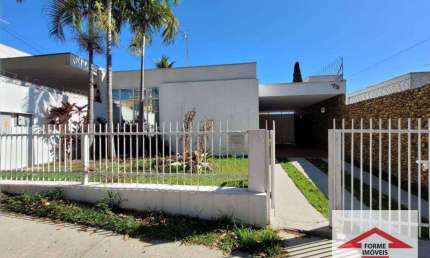 Casa com 4 quartos, sendo 1 suíte à venda, podendo ser comercial, 150 m² por R$ 1.272.000 - Chácara Urbana - Jundiaí/SP.