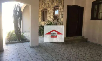 Casa com 3 Quartos (1 Suíte) à Venda - 311 m² - R$ 1.650.000 Vila Galvão em Jundiaí/SP.
