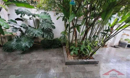 Casa com 3 quartos, sendo 1 suíte para alugar, 298 m² por R$ R$ 6.800,00/mês - Parque do Colégio - Jundiaí/SP.