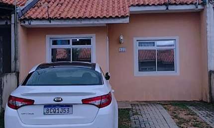 Aconchegante casa em condomínio fechado em Fazenda Rio Grande