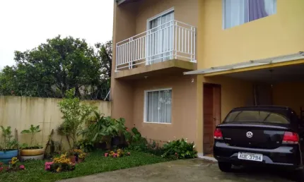 Casa em condomínio fechado com 3 quartos à venda no Pinheirinho, Curitiba 