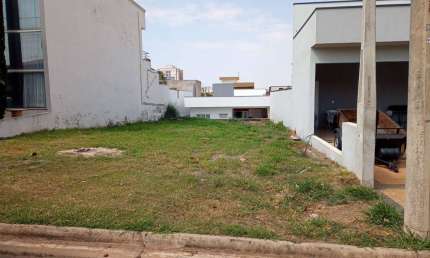 Lote é venda com 250 m² no condomínio Real Park em Sumaré-SP