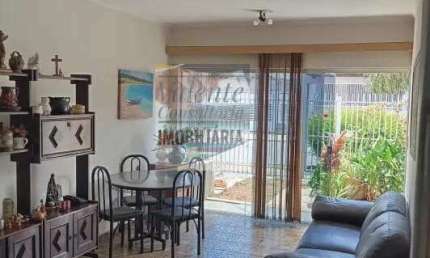 Casa á venda de 3 dormitórios, Jardim Pinheiros em Valinhos-SP