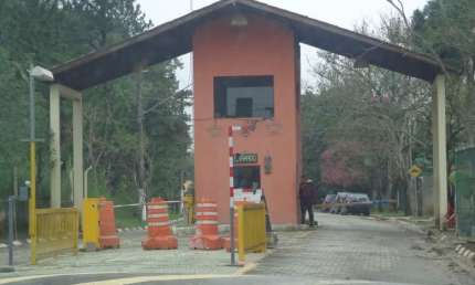 Terreno em condomínio fechado à venda na Rua Doutor Altair Martins, Gramado, Cotia