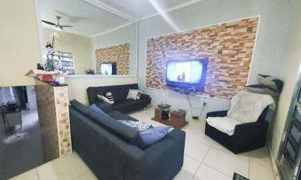 Casa com 3 dormitórios à venda, 338 m² por R$ 570.000,00 - Água Chata - Guarulhos/SP