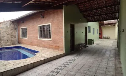 Casa com 3 dormitórios à venda, 183 m² por R$ 550.000 - Centro - Mongaguá/SP