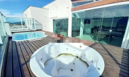 Cobertura com 3 dormitórios à venda, 220 m² por R$ 750.000,00 - Parque Enseada - Guarujá/SP