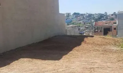 Terreno à venda, 140 m² por R$ 165.000 - Cidade Soberana - Guarulhos/SP