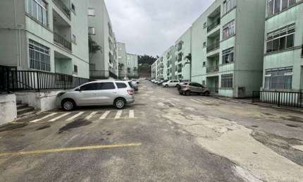 Apartamento com 2 dormitórios à venda, 61 m² por R$ 290.000 - Jardim Cocaia - Guarulhos/SP