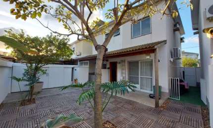 Casa com 3 quartos à venda na Rua Dom Pedro II, 25, Colina de Laranjeiras, Serra, 120 m2 por R$ 1.370.000