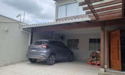 Casa com 3 quartos à venda na monte carmelo, 173, Colina de Laranjeiras, Serra por R$ 1.500.000