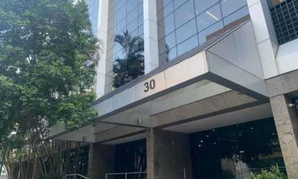 Sala comercial com 15 salas para alugar na Rua Dezenove de Fevereiro, Botafogo, Rio de Janeiro, 700 m2 por R$ 30.000