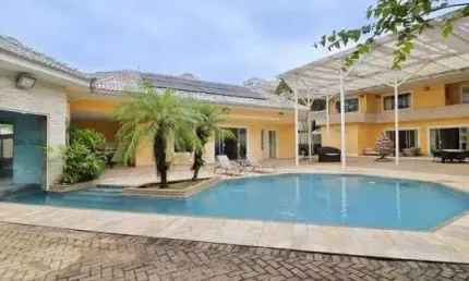 Casa em condomínio fechado com 5 quartos à venda na rua fala amendoeira, barra da tijuca, rio de janeiro, 1113 m2 por r$ 7.400.000