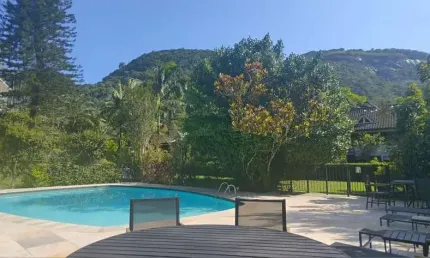 Casa em condomínio fechado com 4 quartos à venda na Estrada da Gávea Pequena, Alto da Boa Vista, Rio de Janeiro, 235 m2 por R$ 1.180.000