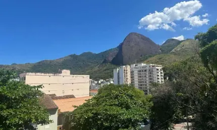 Casa com 5 quartos à venda na Rua Visconde de Santa Isabel, Grajaú, Rio de Janeiro, 609 m2 por R$ 1.190.000