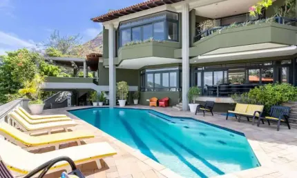 Casa em condomínio fechado com 8 quartos à venda na Rua Stefan Zweig, Laranjeiras, Rio de Janeiro, 1330 m2 por R$ 8.000.000