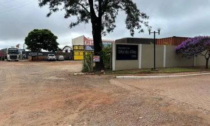 LOCAÇÃO | Casa, com 3 quartos em Parque Industrial 200, Maringá