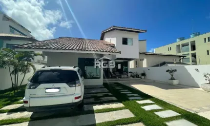 Casa 4/4 sendo 3 suítes em Vilas do Atlântico R$ 1.650.000,00