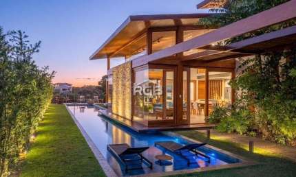 Mansão 5 suítes de Alto Luxo em Praia do Forte R$ 8.850.000,00