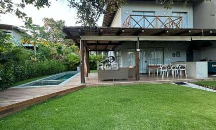 Casa 3 suítes Porteira Fechada no Alto da Enseada em Praia do Forte R$ 1.800.000,00