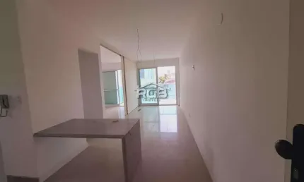 Cloc Marina Residence 1/4 e Sala Vista Mar na Contorno R$ 810.000,00