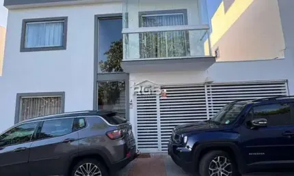 Casa Duplex 3 suítes próx. ao Adventista de Lauro de Freitas R$ 798.000,00