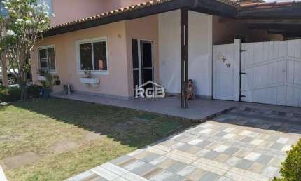 Casa Duplex 2/4 com suíte em Lauro de Freitas R$ 670.000,00