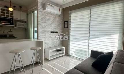 Mandarim 1/4 e Sala Mobiliado no Caminho das Árvores R$ 470.000,00