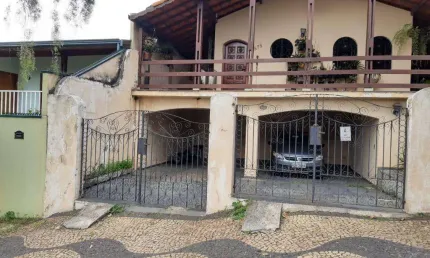 Casa com 3 dormitórios à venda, 306 m² por R$ 800.000,00 - Parque Residencial Colina do Sol - Valinhos/SP