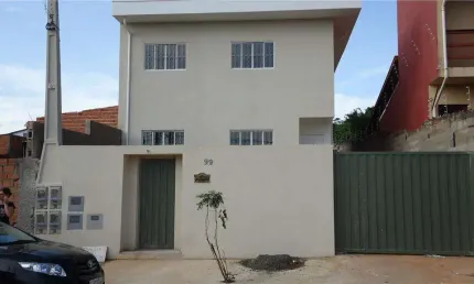 Casa com 2 dormitórios para alugar, 70 m² por R$ 2.020,00/mês - Jardim São Luiz - Valinhos/SP