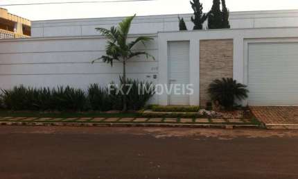 Imperdível! Casa à venda em Campinas-SP, Chácara Primavera: 4 quartos, 4 suítes, 4 salas, 5 banheiros, 6 vagas de garagem, 650m²