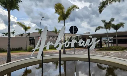 Venda de casa de condomínio de luxo em arborais, campinas-sp: 3 quartos, 3 suítes, 3 salas, 5 banheiros, 4 vagas, 240m².