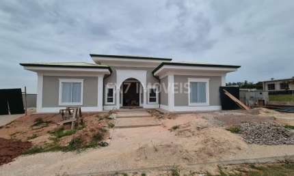 Casa a venda no de condomínio residencial ENTRE VERDES (SOUSAS) com 4 suites