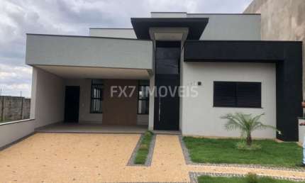 Casa a venda com 3 quartos no Condomínio Jardim do Jatobá em Hortolândia.