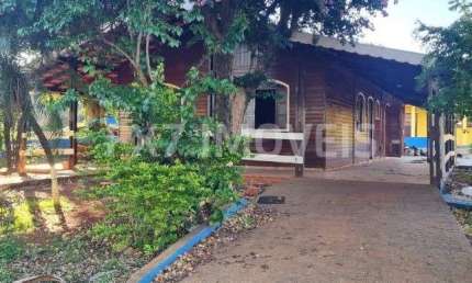 Chacara a venda no Recanto dos Dourados em Campinas com 3 quartos