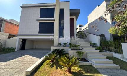 Luxuosa casa de condomínio à venda em Campinas-SP, Alphaville Dom Pedro 3: 4 quartos, 4 suítes, 2 salas, 6 banheiros, 4 vagas, 382m².