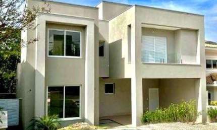 Casa de Condomínio de Luxo à Venda no Swiss Park, Campinas-SP: 4 Quartos, 2 Suítes, 2 Salas, 4 Banheiros, 4 Vagas de Garagem, 270m².
