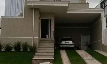 Casa de condomínio à venda em Campinas-SP, no bairro Swiss Park. Com 4 quartos, 2 suítes, 1 sala, 5 banheiros, 3 vagas de garagem e 360,00 m² de área.