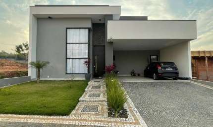 Casa térrea em Valinhos estuda apartamento no Parque Prado