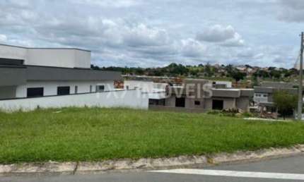 Terreno em condomínio no Swiss Park, Campinas-SP: 402m² de área para construção!
