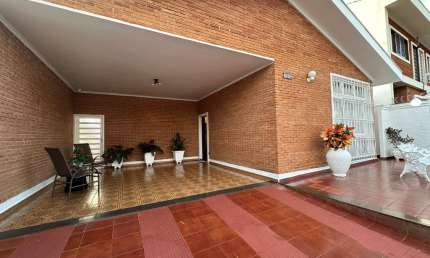 Casa com 3 quartos à venda na Rua Jacira, Jardim Macedo, Ribeirão Preto