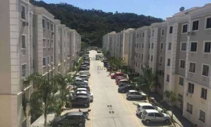 Apartamento com 2 quartos para alugar na Estrada do Magarça, Campo Grande, Rio de Janeiro, 50 m2 por R$ 800
