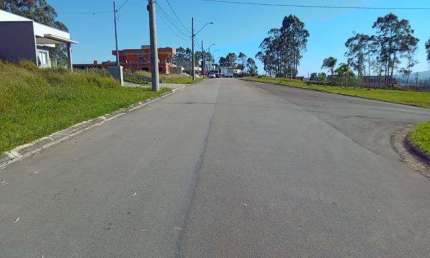 Terreno em Vargem Grande Paulista dentro de condominio