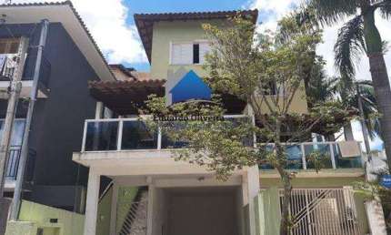 casa de 3 dormitórios no condomínio Vila Deste Cotia