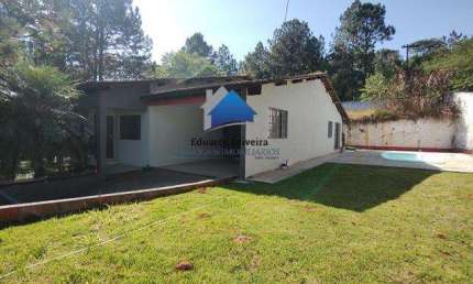 Casa dos Sonhos em Cotia/Granja Viana: Amplo e com Piscina!