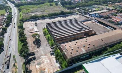 Galpão comercial para alugar no bairro Vila Industrial - Piracicaba/SP